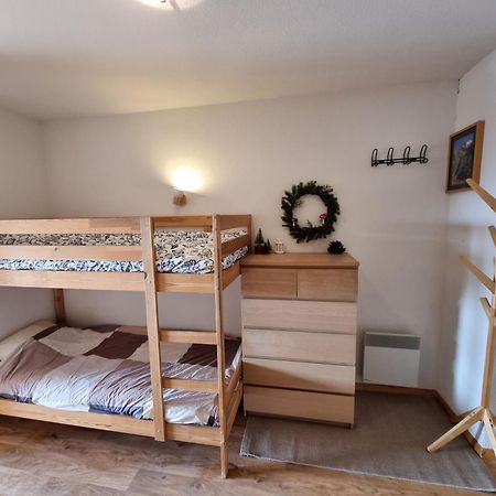 Appartement 4 Personnes 32M2 Au Pied Des Pistes- Wifi- Balcon Sud- Chamrousse 1650 Dış mekan fotoğraf