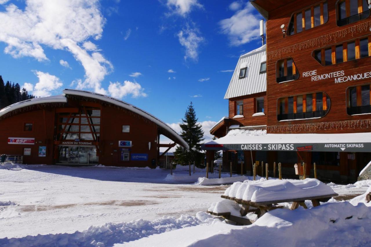 Appartement 4 Personnes 32M2 Au Pied Des Pistes- Wifi- Balcon Sud- Chamrousse 1650 Dış mekan fotoğraf