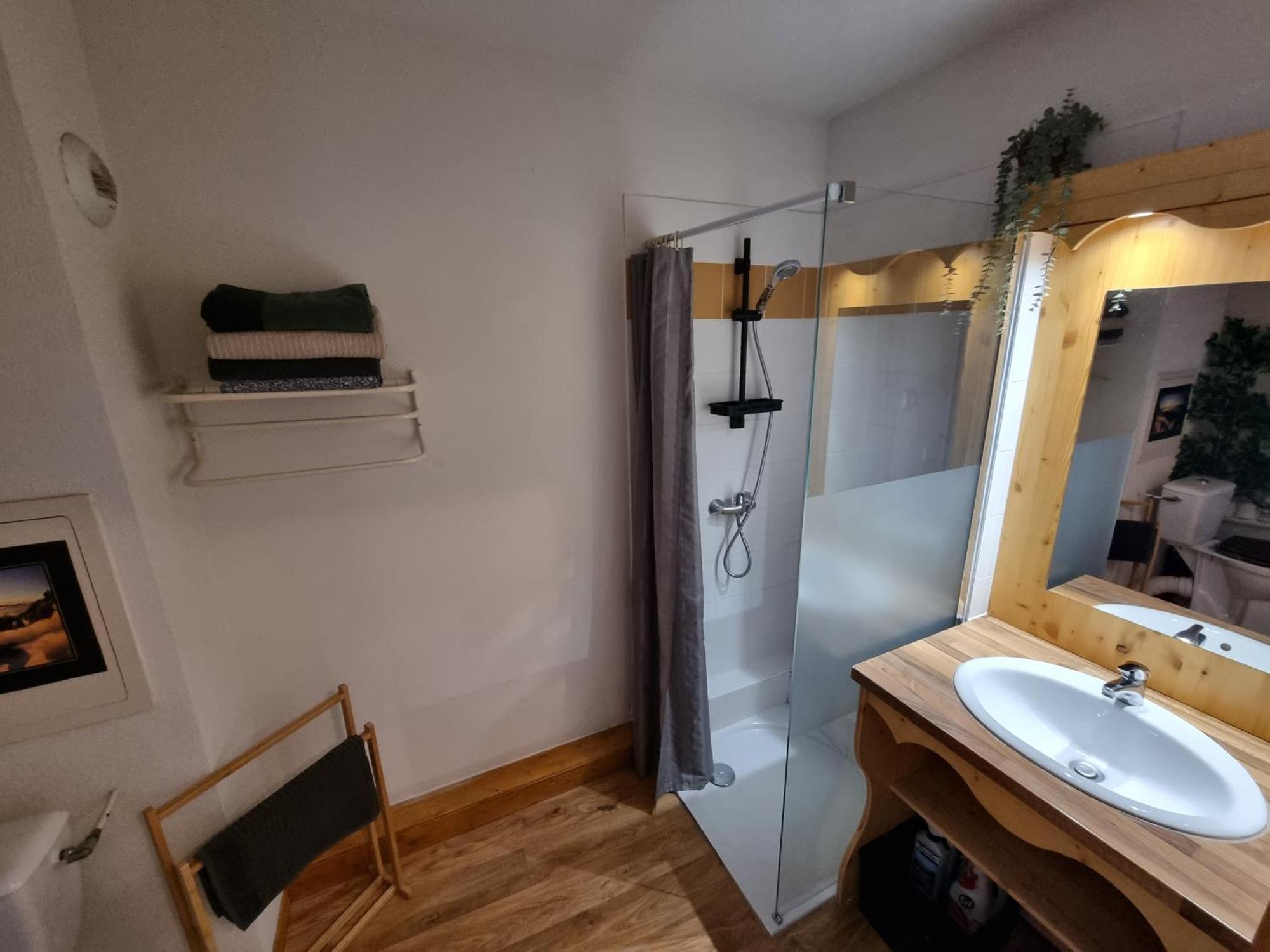 Appartement 4 Personnes 32M2 Au Pied Des Pistes- Wifi- Balcon Sud- Chamrousse 1650 Dış mekan fotoğraf