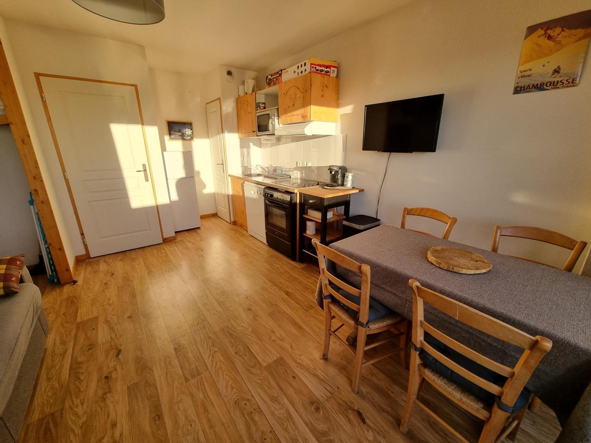 Appartement 4 Personnes 32M2 Au Pied Des Pistes- Wifi- Balcon Sud- Chamrousse 1650 Dış mekan fotoğraf